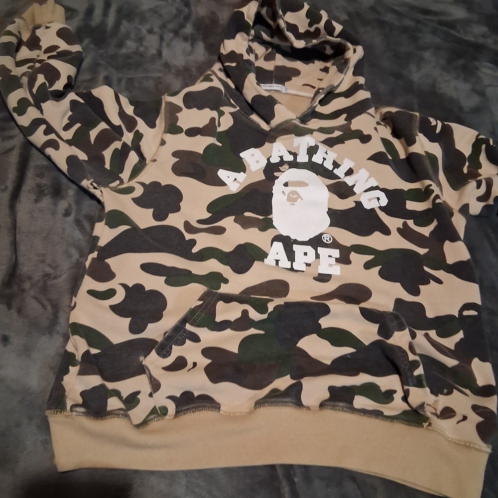 A Bathing Ape BAPE Camo Hoodie Size Large Gorilla Logo College Pullover OBO - Picture 13 of 15